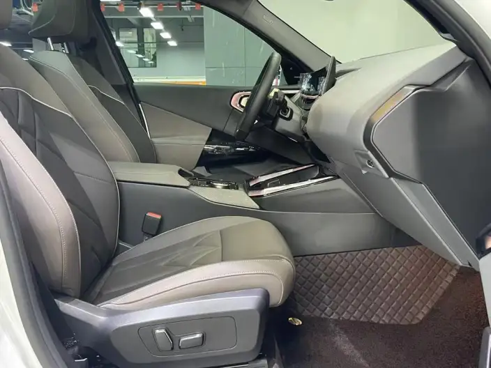 BMW X3 2025 Model xDrive30L Exclusive Model M Sports Set – фото 8