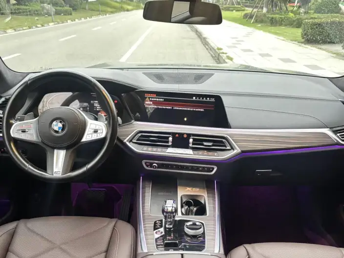 BMW X5 2023 Model xDrive40Li M Sports Set – фото 8