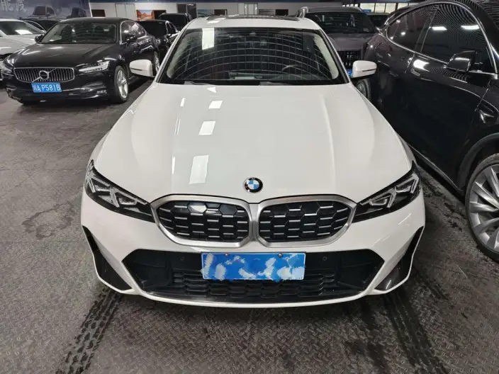 BMW 3 Series 2023 Model 325Li M Sports Set – фото 2