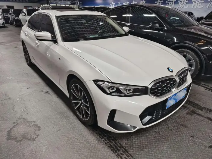 BMW 3 Series 2023 Model 325Li M Sports Set – фото 3