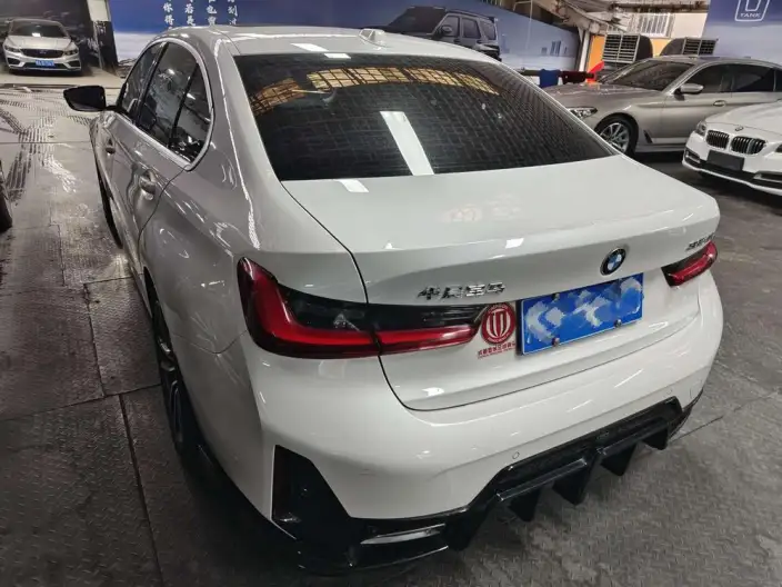 BMW 3 Series 2023 Model 325Li M Sports Set – фото 4