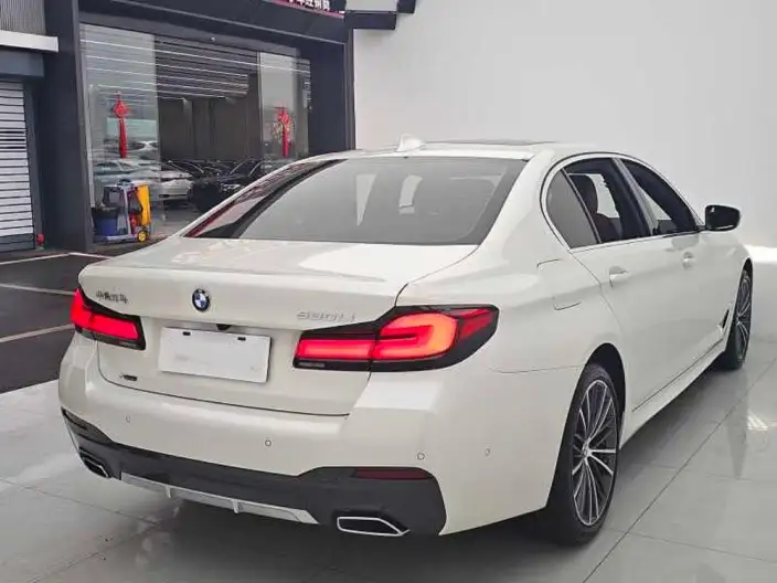 BMW 5 Series 2022 Model Facelift II 530Li xDrive M Sports Set – фото 7