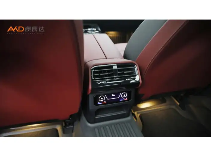 BMW 5 Series 2025 Model 530Li Exclusive Model M Sports Set – фото 5