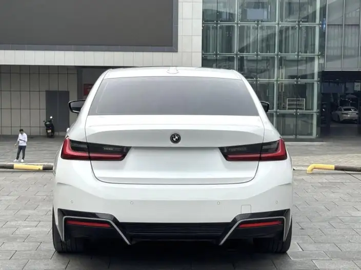 BMW i3 2023 Model eDrive35L – фото 5