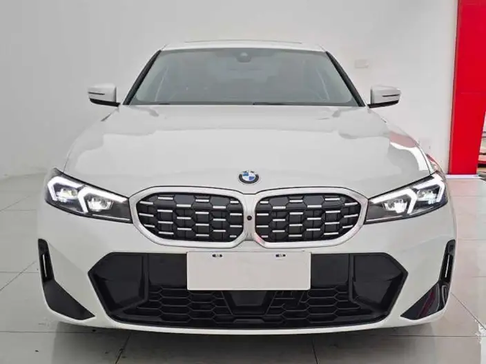 BMW 3 Series 2026 Model 325i M Sports Set – фото 2