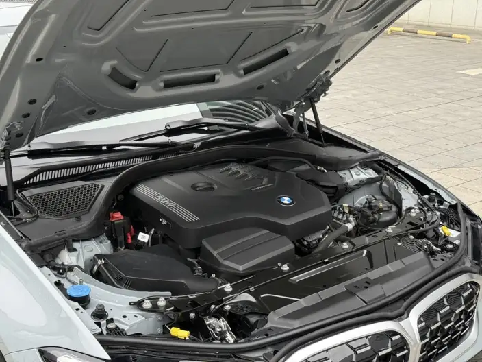 BMW 3 Series 2025 Model 325Li M Sports Set – фото 9