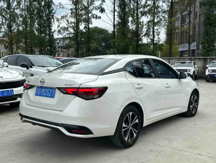 Nissan Sylphy 2023 Model 1.6L CVT Yuexiang Edition – фото 6