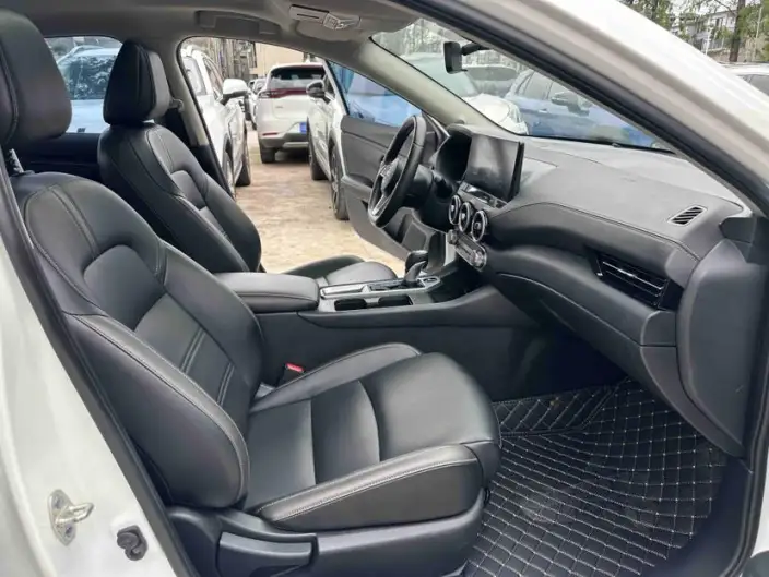 Nissan Sylphy 2023 Model 1.6L CVT Yuexiang Edition – фото 9