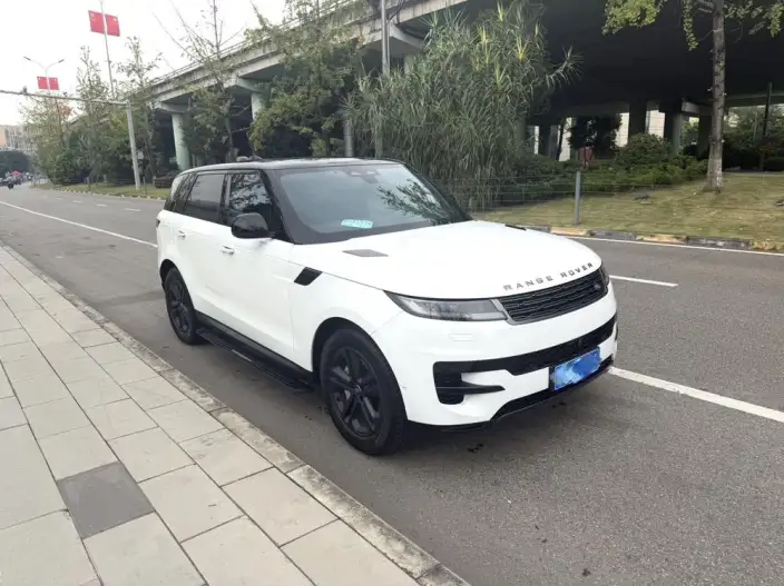 Range Rover Sport 2023 Model 3.0 L6 S