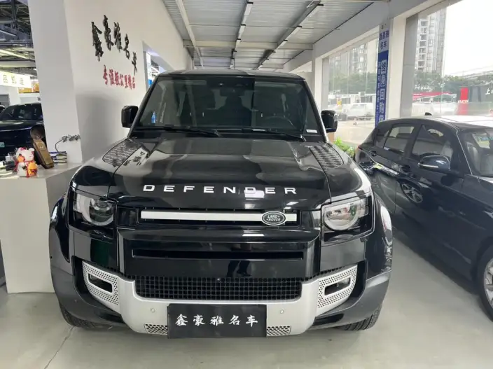Land Rover Defender 2024 Model 90 3.0T P400 HSE