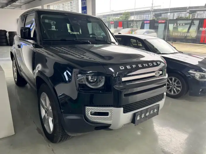 Land Rover Defender 2024 Model 90 3.0T P400 HSE