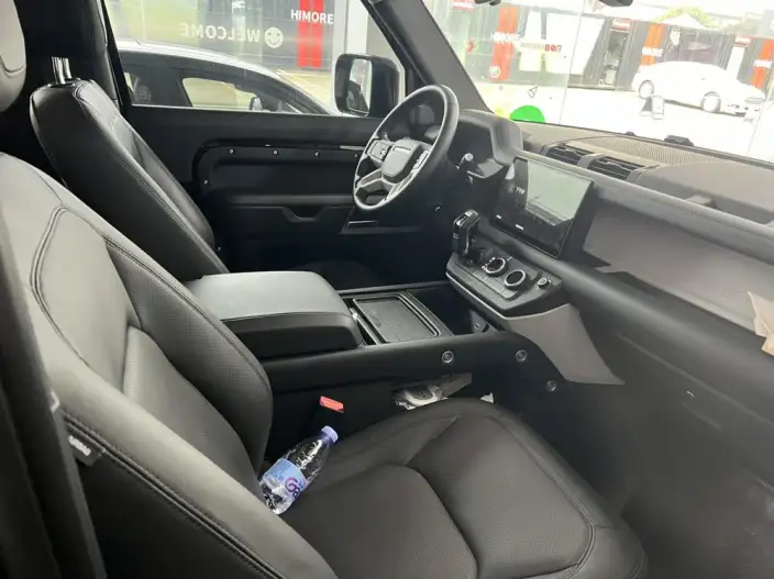 Land Rover Defender 2024 Model 90 3.0T P400 HSE – фото 9