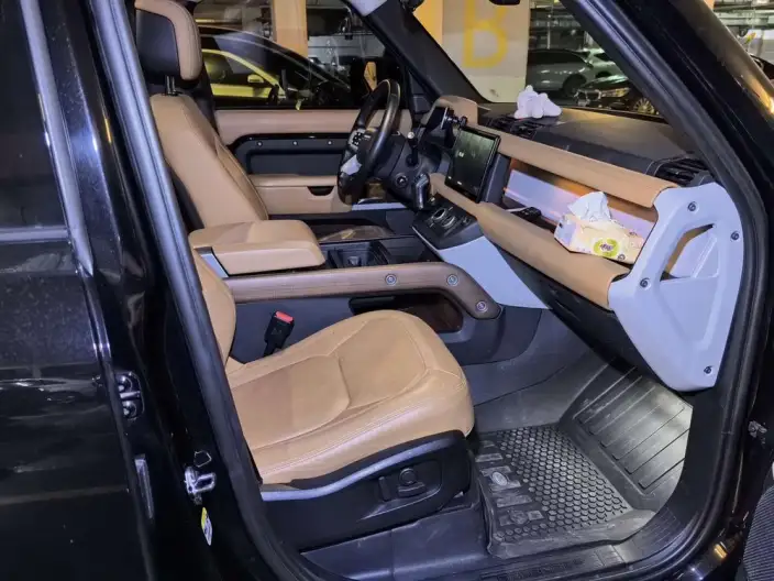 Land Rover Defender 2024 Model 110 3.0T P400 X-Dynamic HSE – фото 5