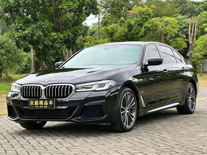 BMW 5 Series 2023 Model 530Li Leading Model M Sports Set – фото 1