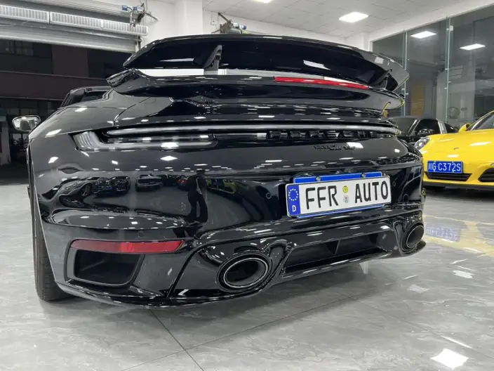PORSCHE 911 2022 Model Turbo S Cabriolet 3.7T – фото 6