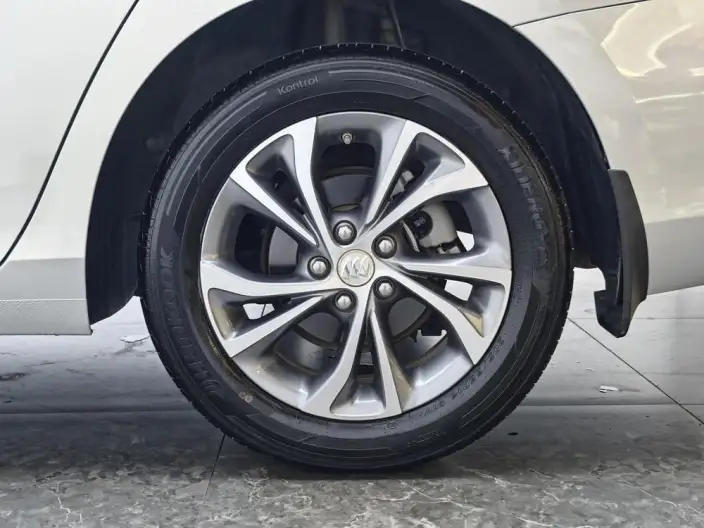 Buick Verano 2023 Model Pro 533T Lexiang Edition – фото 9
