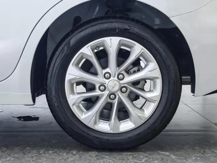 Chevrolet Corolla 2024 Model 1.5L DCT Yuexiang Edition – фото 9