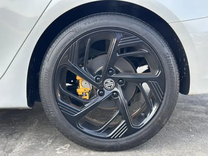 MG6 2021 Model Pro 1.5T Automatic Trophy Ultimate Edition – фото 8