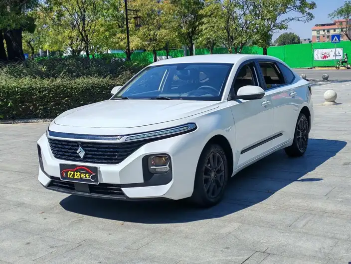 Baojun RC-5 2020 Model 1.5L CVT Smart Shine Elite Model