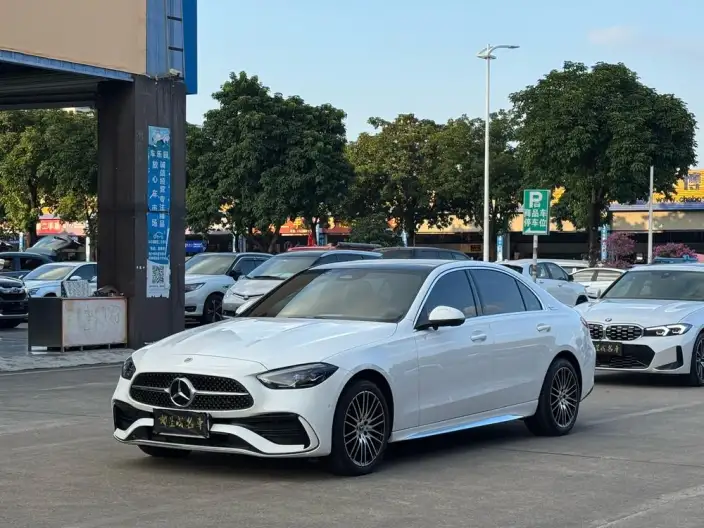 Mercedes-Benz C-Class 2024 Model C 260 L Sports Edition – фото 1