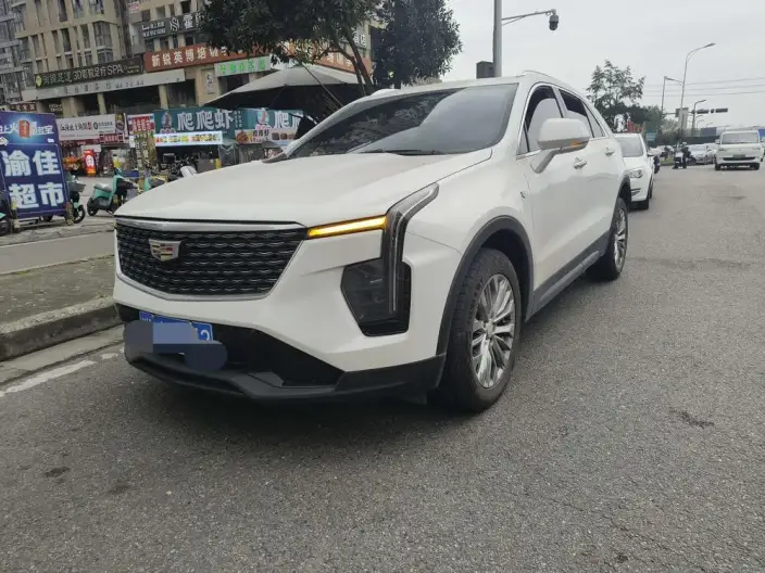 Cadillac XT4 2024 Model 28T 2WD Luxury Model