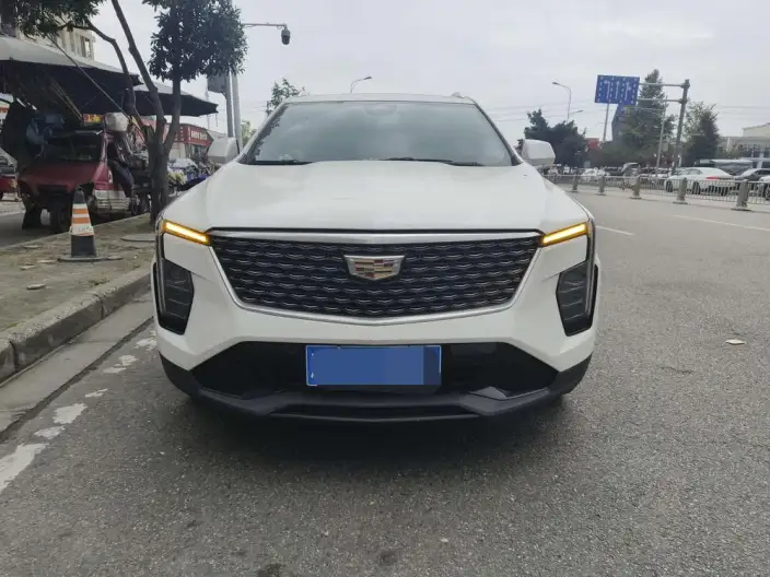 Cadillac XT4 2024 Model 28T 2WD Luxury Model