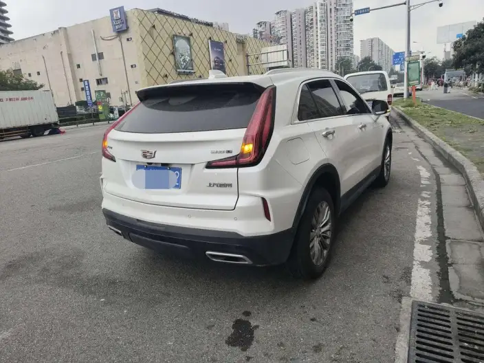 Cadillac XT4 2024 Model 28T 2WD Luxury Model – фото 6
