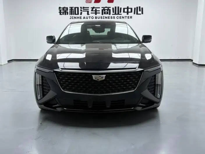 Cadillac CT6 2023 Model 28T Platinum edition