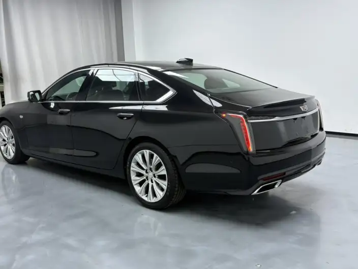 Cadillac CT6 2023 Model 28T Platinum edition
