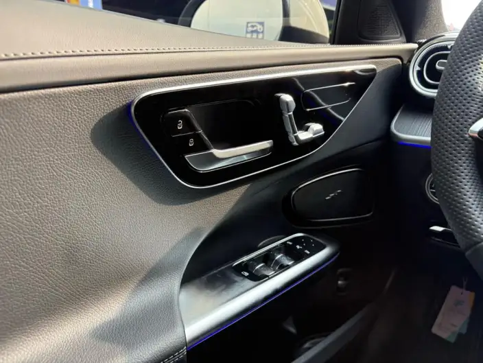 Mercedes-Benz C-Class 2025 Model C 260 L Sports Edition – фото 5