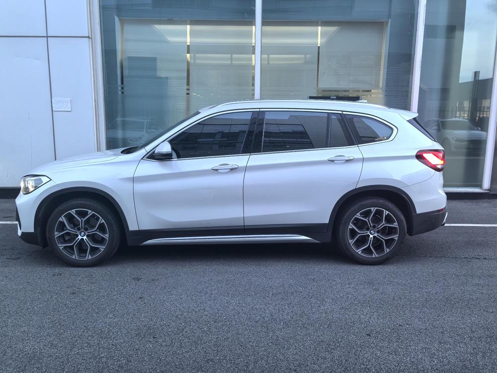 BMW X1 2022 sDrive25Li Leading – фото 3