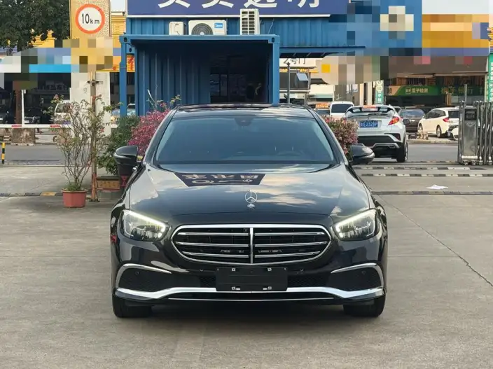 Mercedes-Benz E-Class 2023 Model E 300 L Luxury Model sedan – фото 2