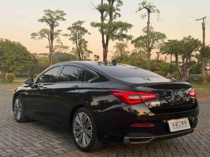 Hongqi H5 Classic 2022 Model 1.8T Automatic Smart Flag Enjoy Edition – фото 5