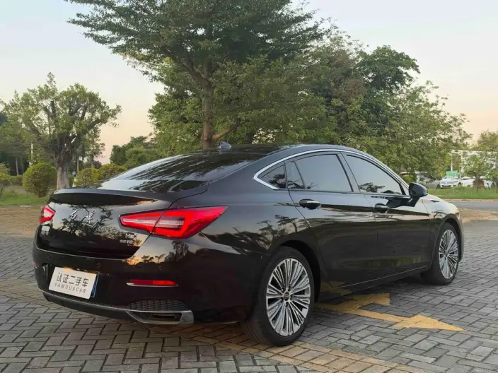 Hongqi H5 Classic 2022 Model 1.8T Automatic Smart Flag Enjoy Edition – фото 7
