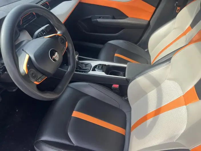 Yixuan 2023 Model Facelift 1.5L Automatic Follow-up version – фото 10