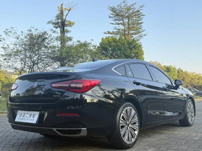 Hongqi H5 Classic 2022 Model Classic Model 1.8T Automatic Smart Flag Enjoy Edition – фото 7