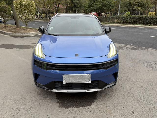 Lynk & Co 06 Модель 2020 года 1.5T тип Plus – фото 2
