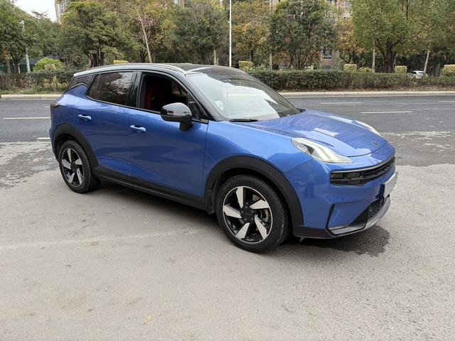 Lynk & Co 06 Модель 2020 года 1.5T тип Plus – фото 3