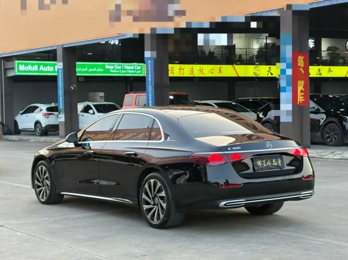 Mercedes-Benz E-Class 2025 Model E 300 L Luxury Model sedan – фото 4
