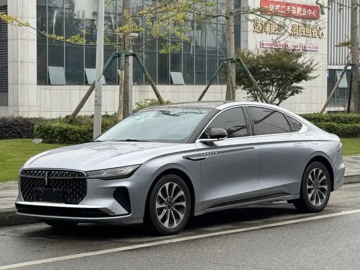 Lincoln Z 2022 Model i Xiang Exclusive Edition
