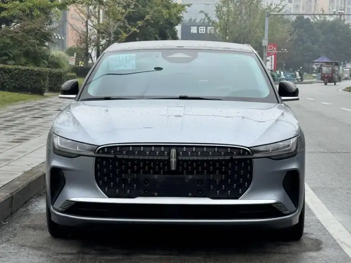 Lincoln Z 2022 Model i Xiang Exclusive Edition