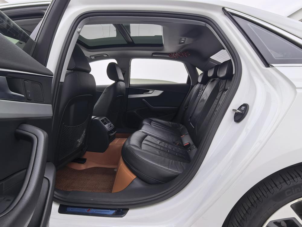 Audi A4L 2019 40 TFSI Style China VI – фото 24