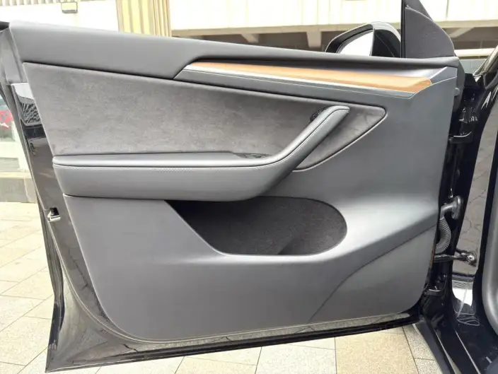 Model Y 2022 Model Rear-wheel drive version – фото 7