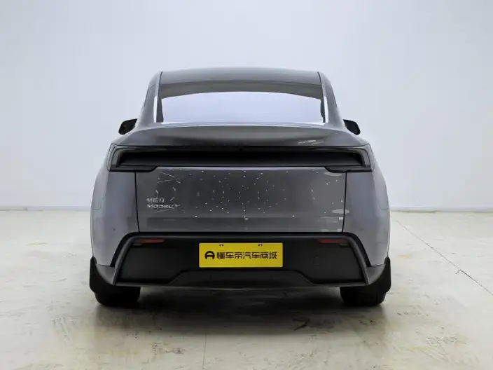 Model Y 2026 Model Rear-wheel drive version – фото 6