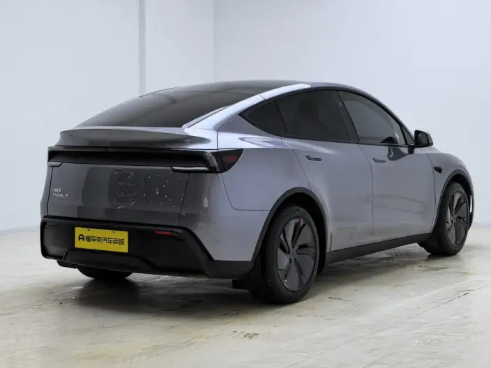 Model Y 2026 Model Rear-wheel drive version – фото 7