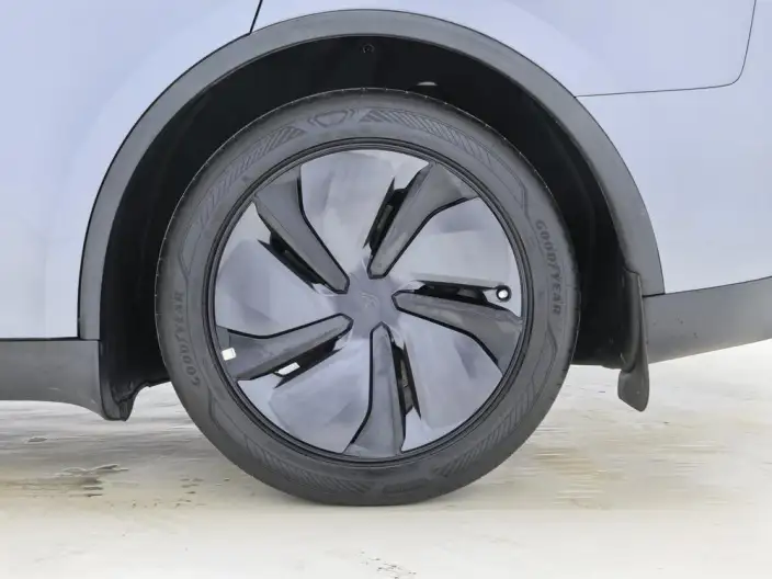 Model Y 2026 Model Rear-wheel drive version – фото 9