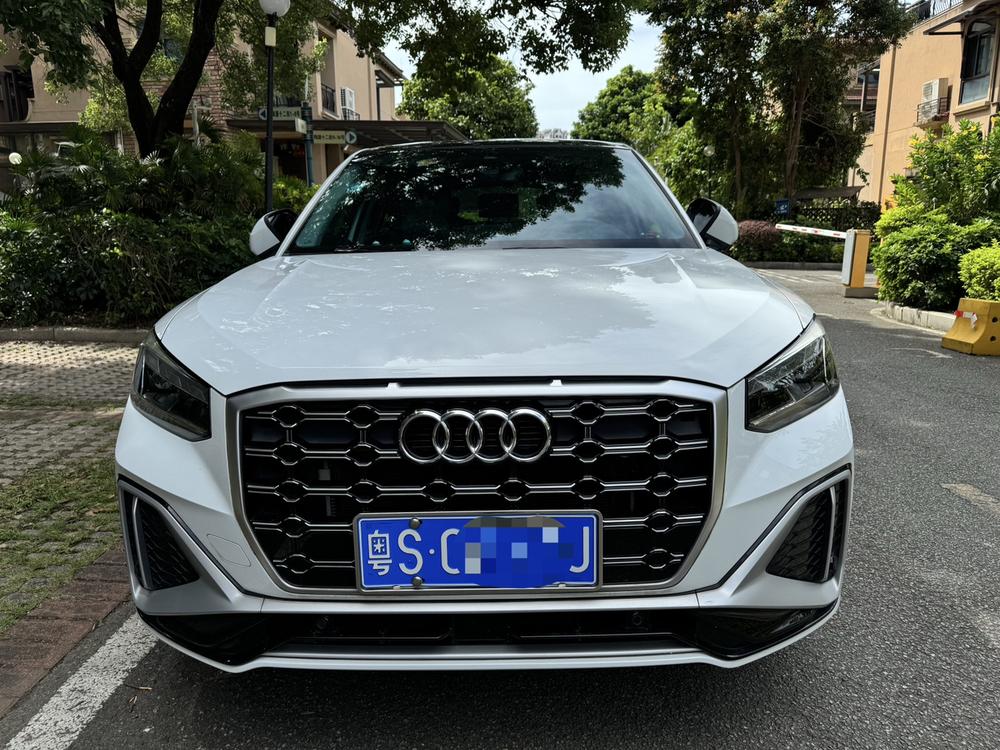 Audi Q2L 2022 35 TFSI Entry Dynamic – фото 2