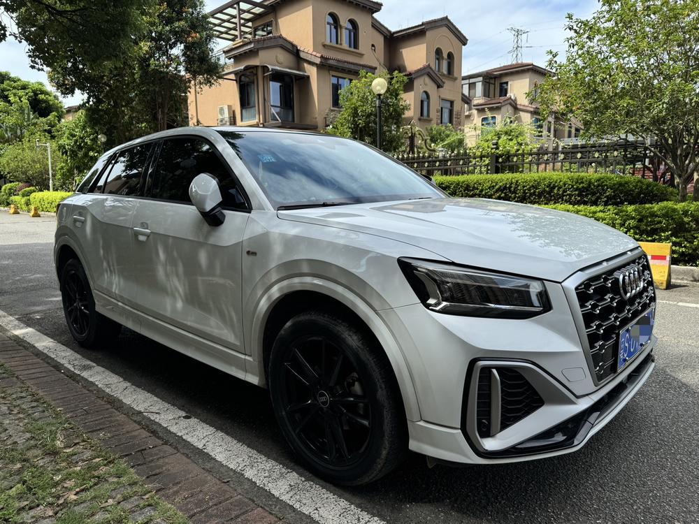 Audi Q2L 2022 35 TFSI Entry Dynamic – фото 3