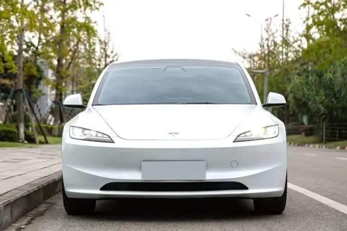 Model 3 2023 Model Long Battery Life Pro All-wheel drive version