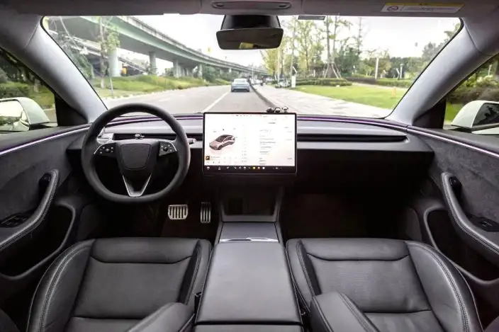 Model 3 2023 Model Long Battery Life Pro All-wheel drive version – фото 5